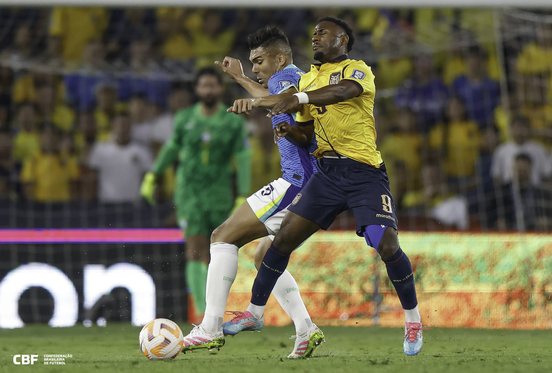 Casemiro em ação pelo Brasil contra o Equador - Rafael Ribeiro / CBF