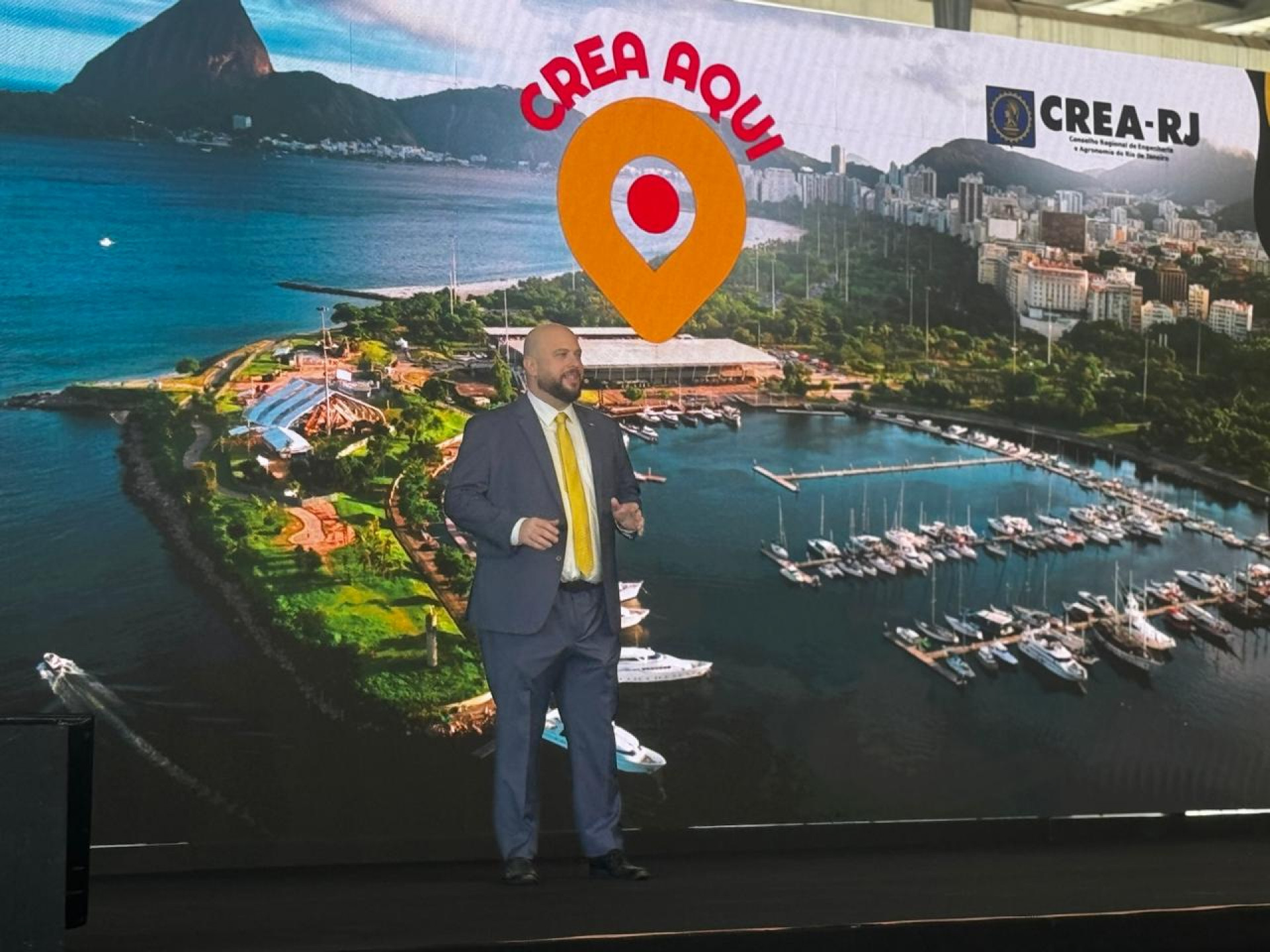 Presidente do Crea-RJ, Miguel Fernández anuncia novo aplicativo - Gabriel Salotti / Agência O Dia