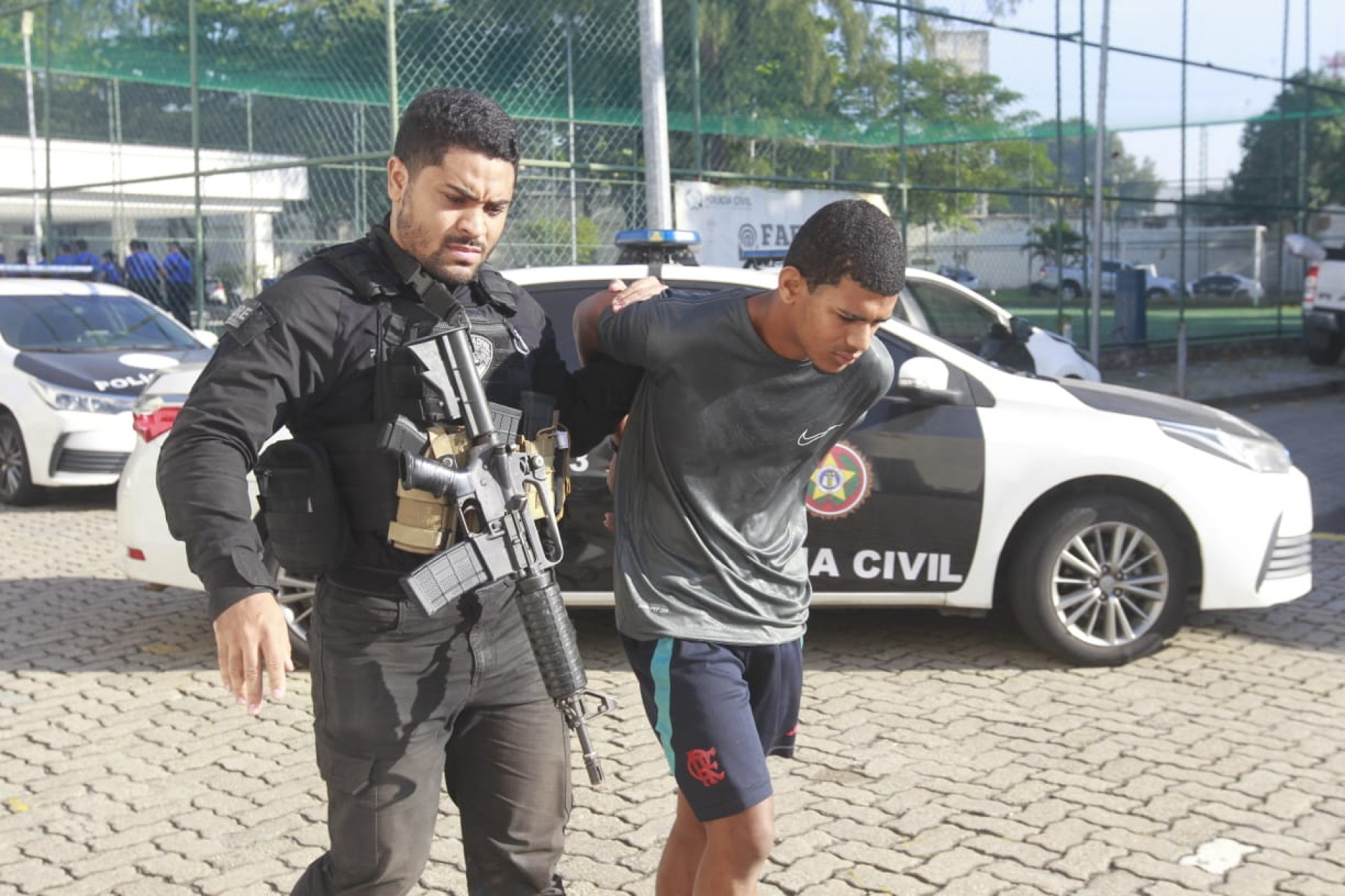 Presos em operação contra 'braço' do CV foram encaminhados à Cidade da Polícia - Reginaldo Pimenta/Agência O DIA