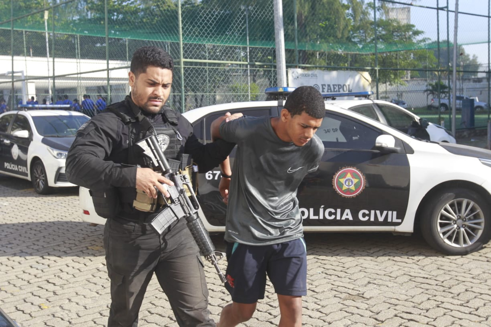 Presos em operação contra 'braço' do CV foram encaminhados à Cidade da Polícia - Reginaldo Pimenta/Agência O DIA