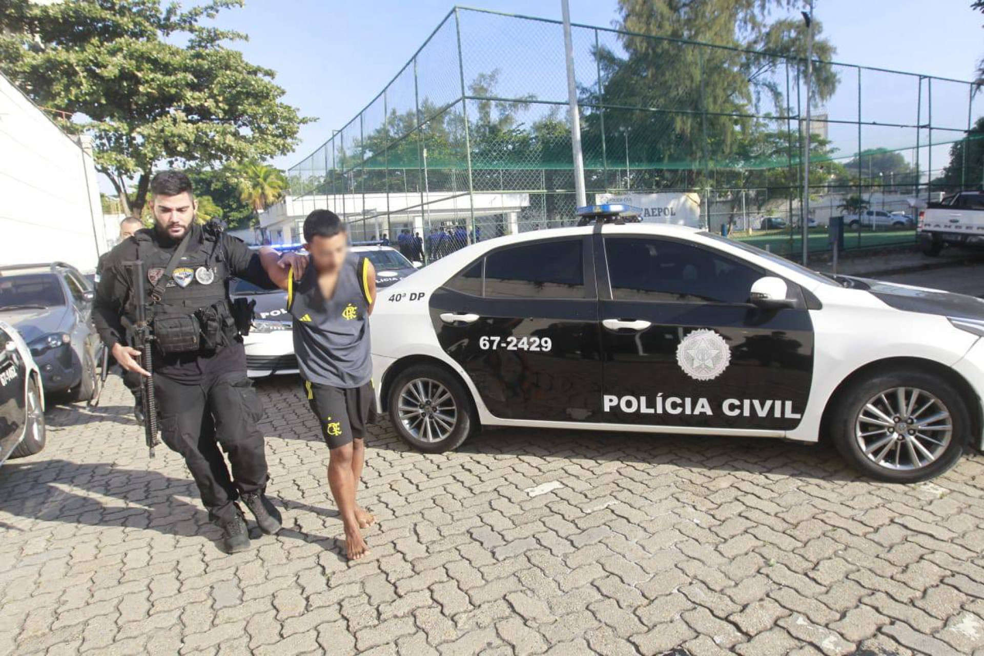 Adolescente apreendido em operação contra CV em Belford Roxo - Reginaldo Pimenta/Agência O DIA