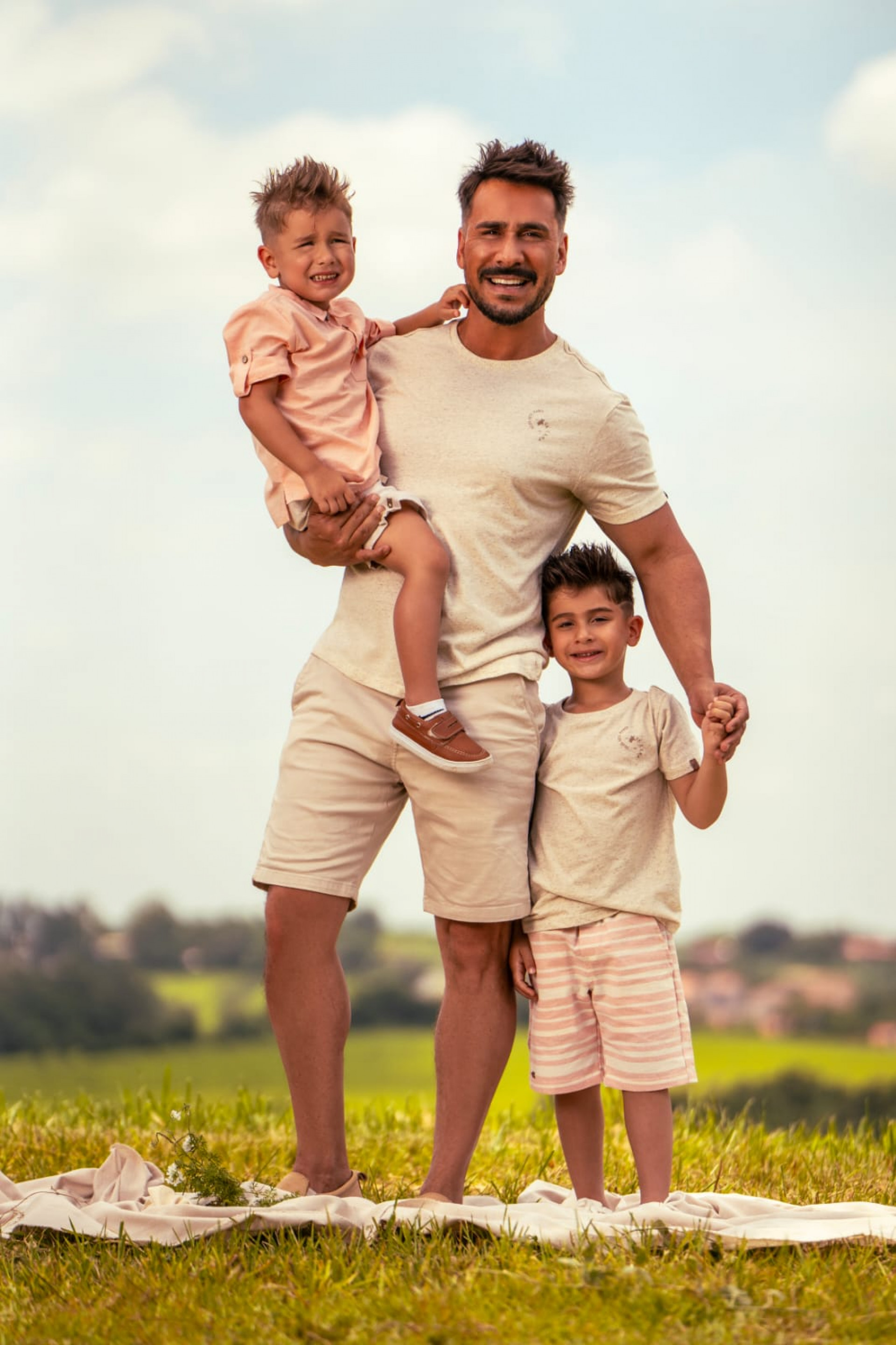 Julio Rocha e família - Reprodução/ João Ribeiro