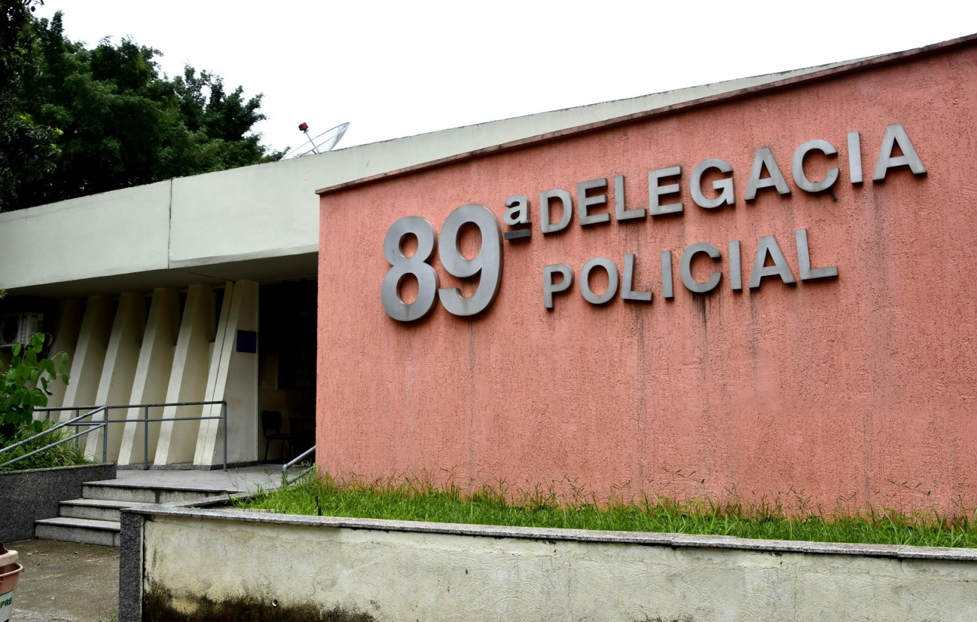Um mandado de pris&atilde;o contra o foragido foi cumprido na 89&ordf; DP, em Resende