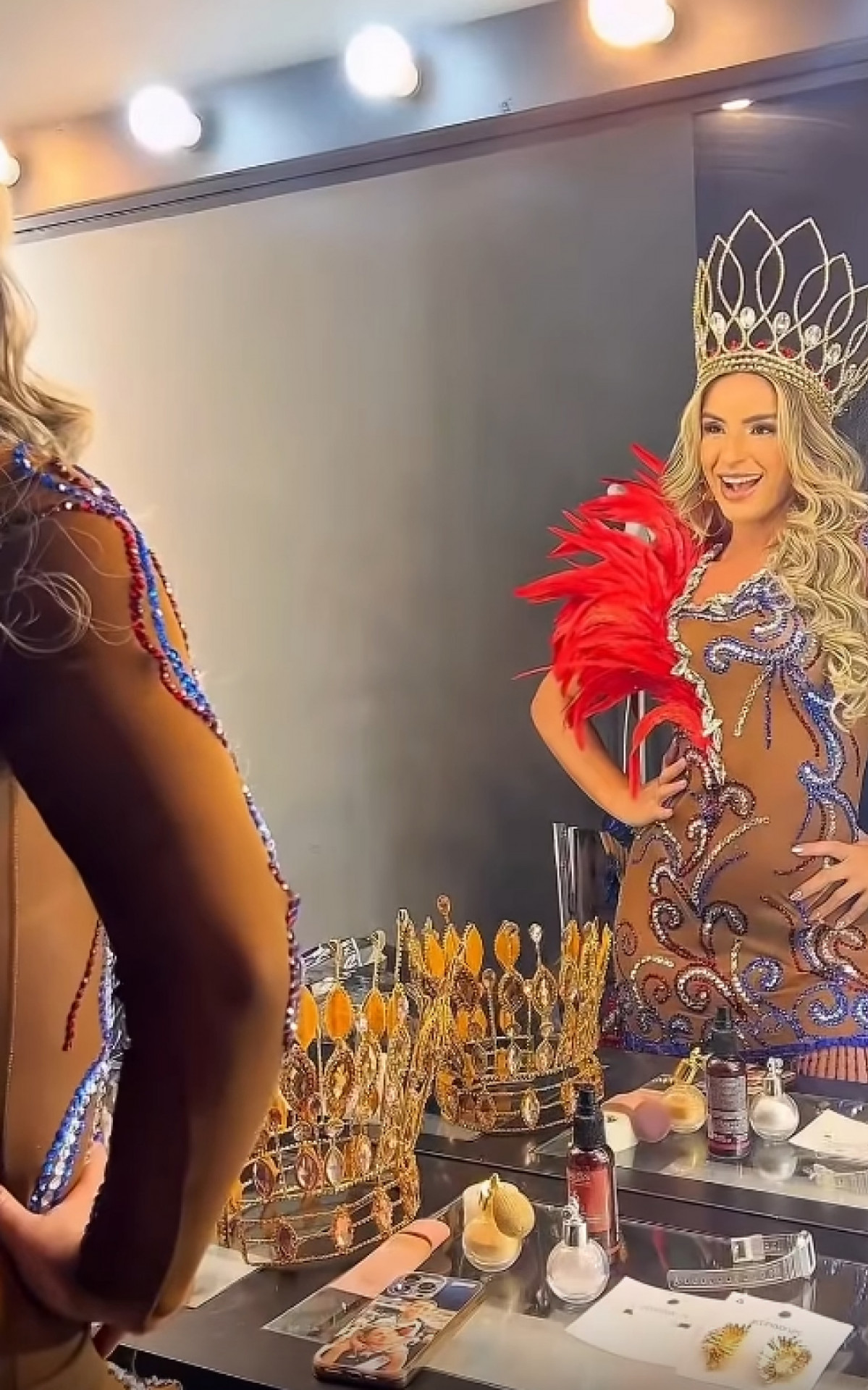 A coroação está prevista para o mês de julho