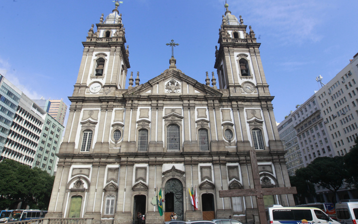 Evento vai acontecer no Largo da Candel&aacute;ria