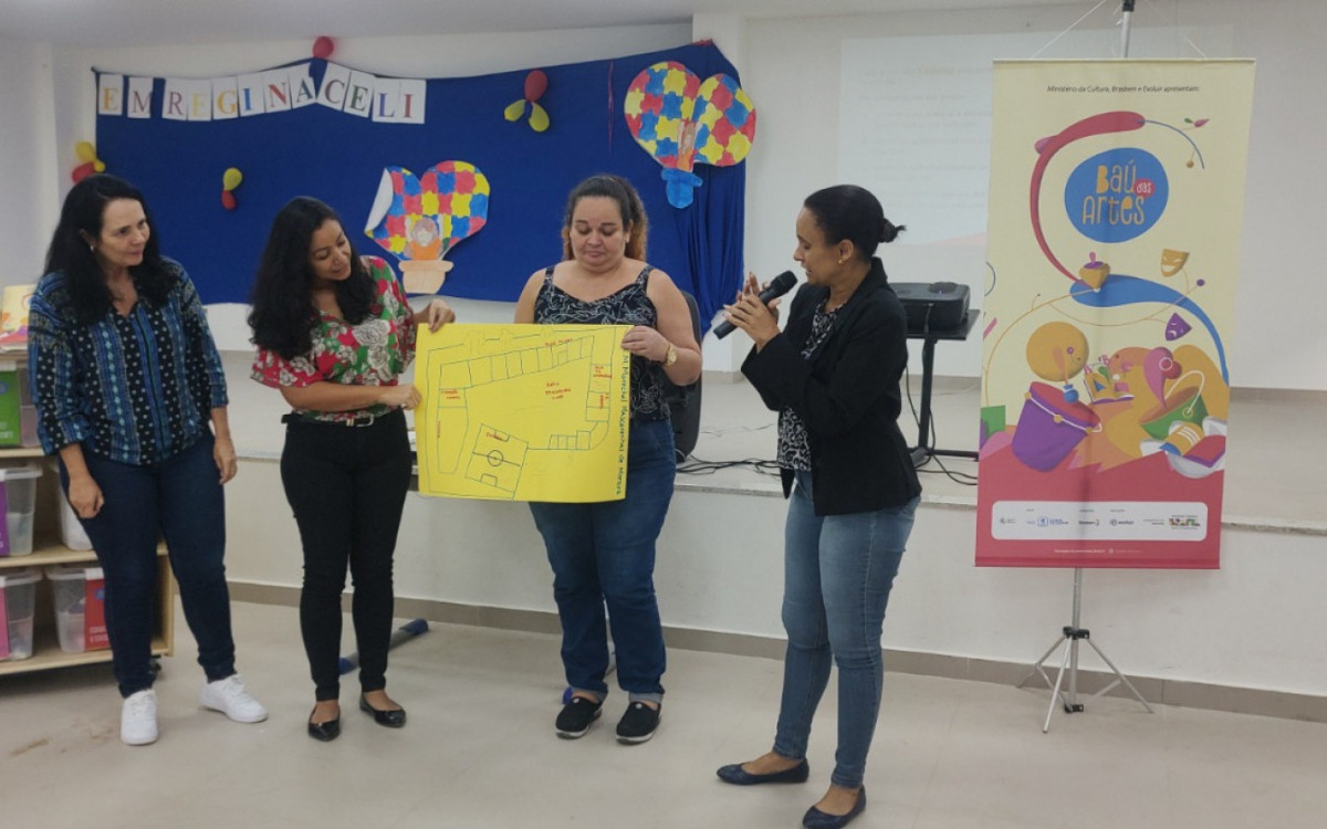 Projeto desperta potencial criativo de alunos da rede municipal de Caxias - Divulga&ccedil;&atilde;o