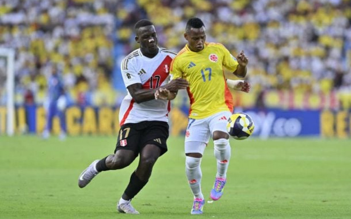 Col&ocirc;mbia trope&ccedil;a no Peru e liga alerta nas Eliminat&oacute;rias da Copa