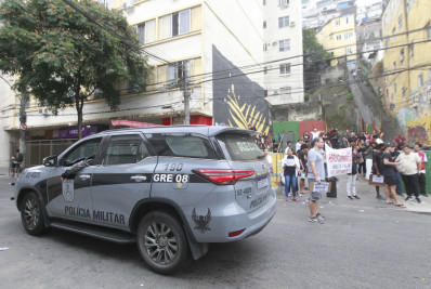 Castro exonera comandantes do COE e Bope e afasta PMs após operação no Santo Amaro