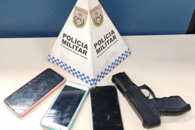 PM prende dois bandidos com pistola falsa na Zona Norte