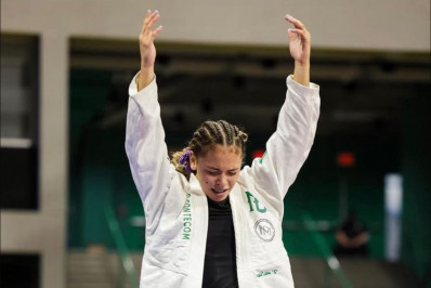 Atleta gonçalense conquista ouro inédito no Mundial de Jiu-Jítsu da Califórnia