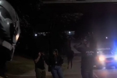 Policial de folga reage a assalto e atira contra suspeito no Recreio