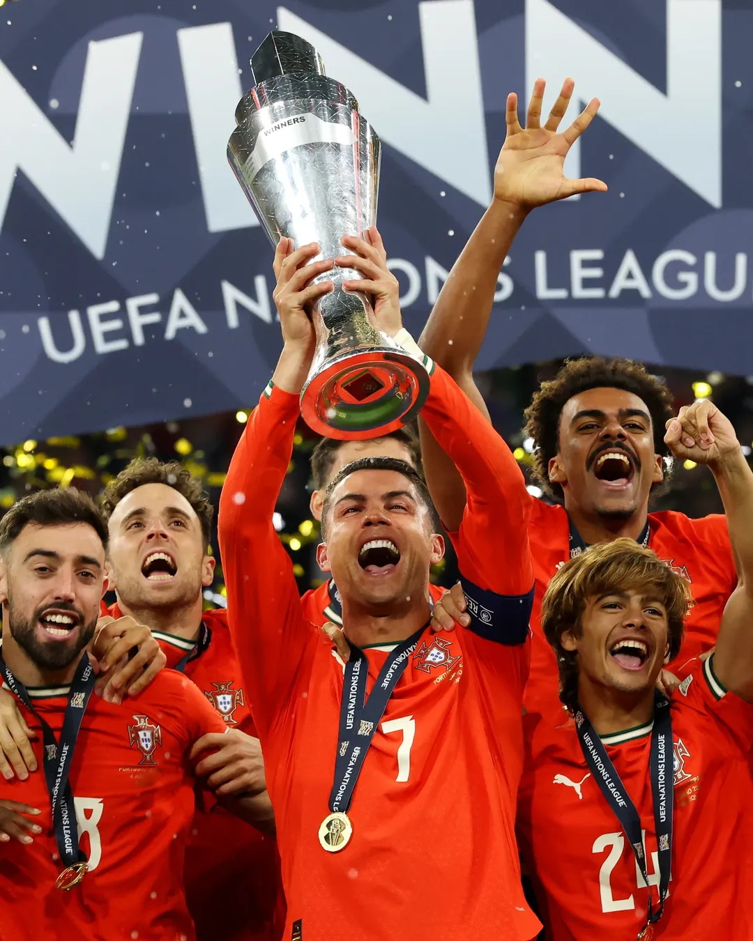 Cristiano Ronaldo revela sacrifício na final da Liga das Nações: 'Tinha que defender a seleção'