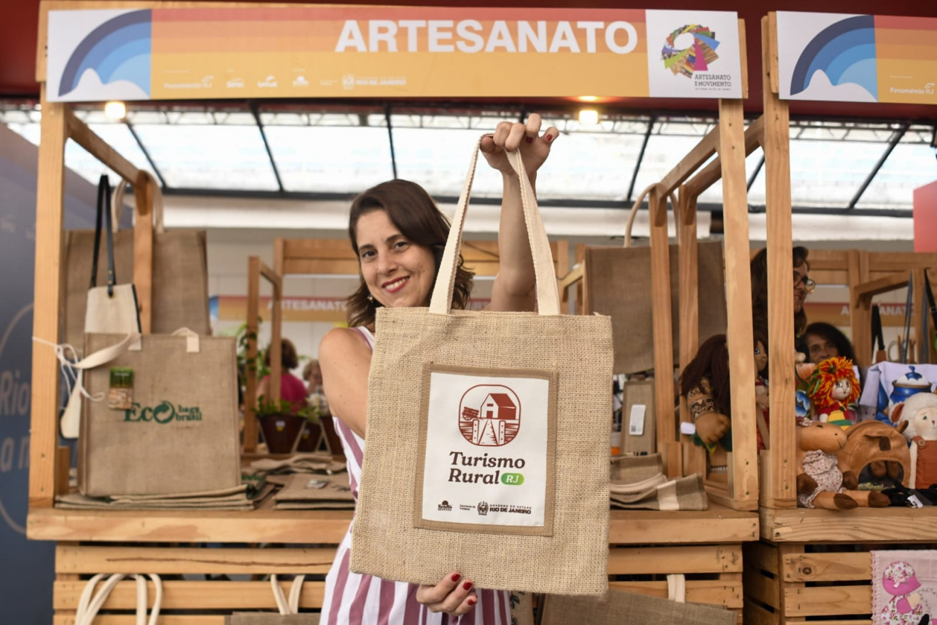 Com entrada gratuita e diversas atrações, feira reuniu mais de 100 mil pessoas no Lagoon e apresentou as potencialidades dos 92 municípios do RJ - Sylvia Freitas - Agência O Dia