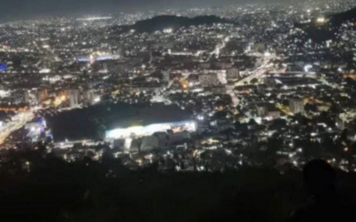 Morros do Fubá e Campinho sofreram com intensos tiroteios na noite deste domingo (8)