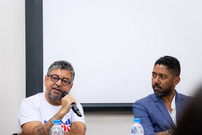 Prefeito Quaquá anuncia aumento do auxílio financeiro para estudantes do Passaporte Universitário