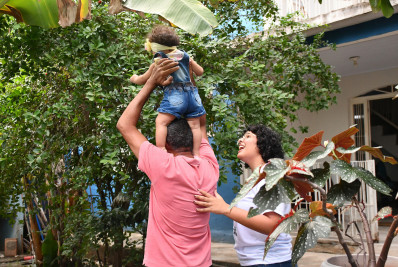 Serviço Família Acolhedora transforma vidas em Nova Iguaçu