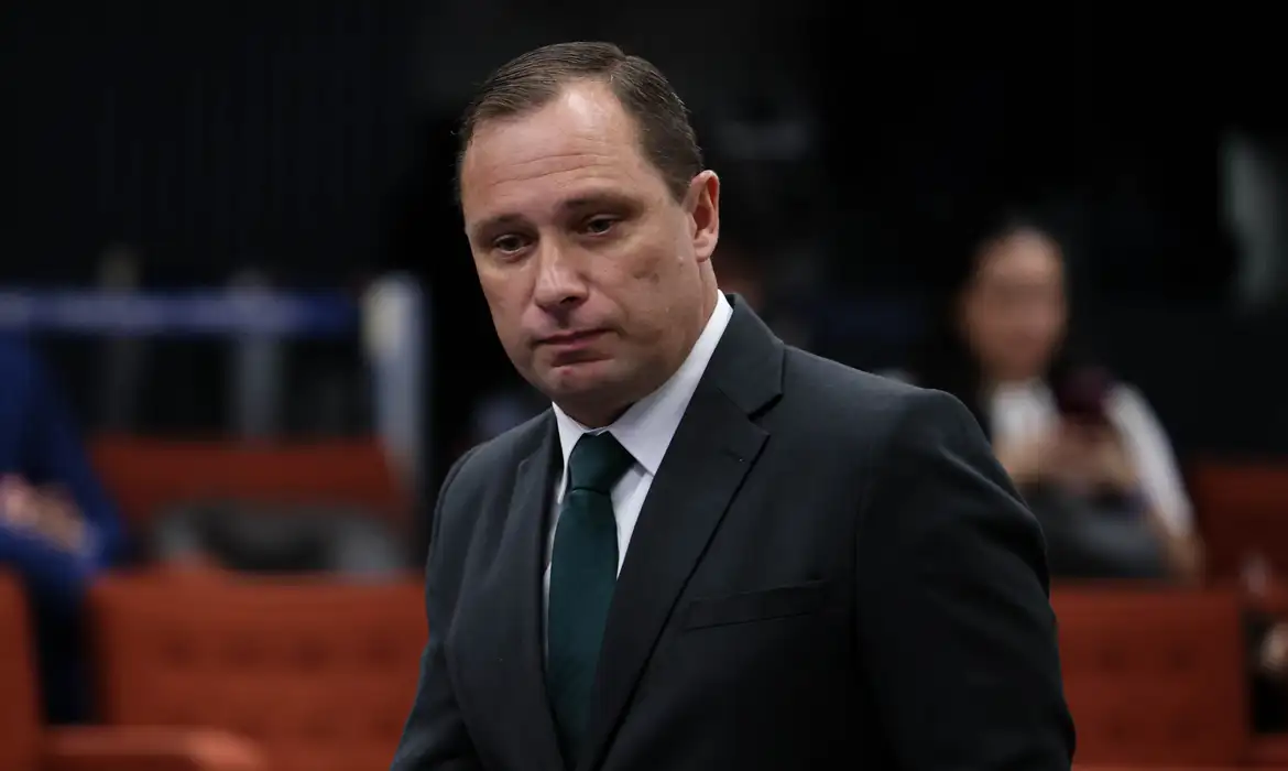 STF reconhece fim da ação penal do golpe para Mauro Cid