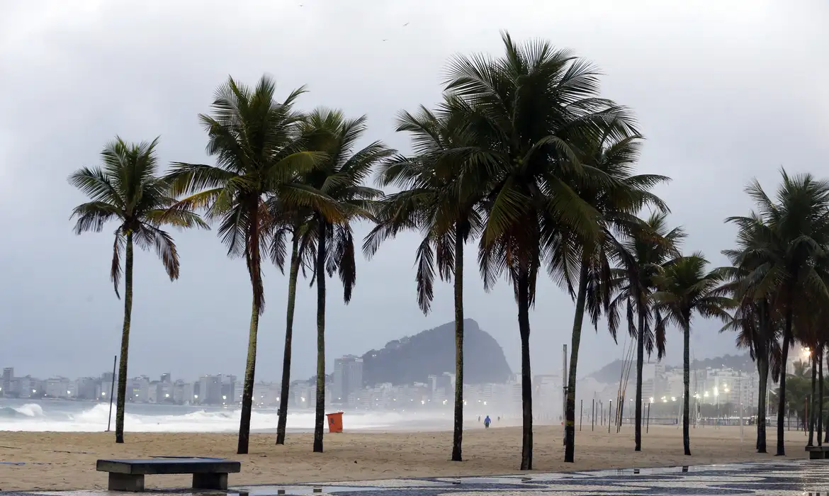 Estudo aponta que acidez dos oceanos ultrapassa limite planetário