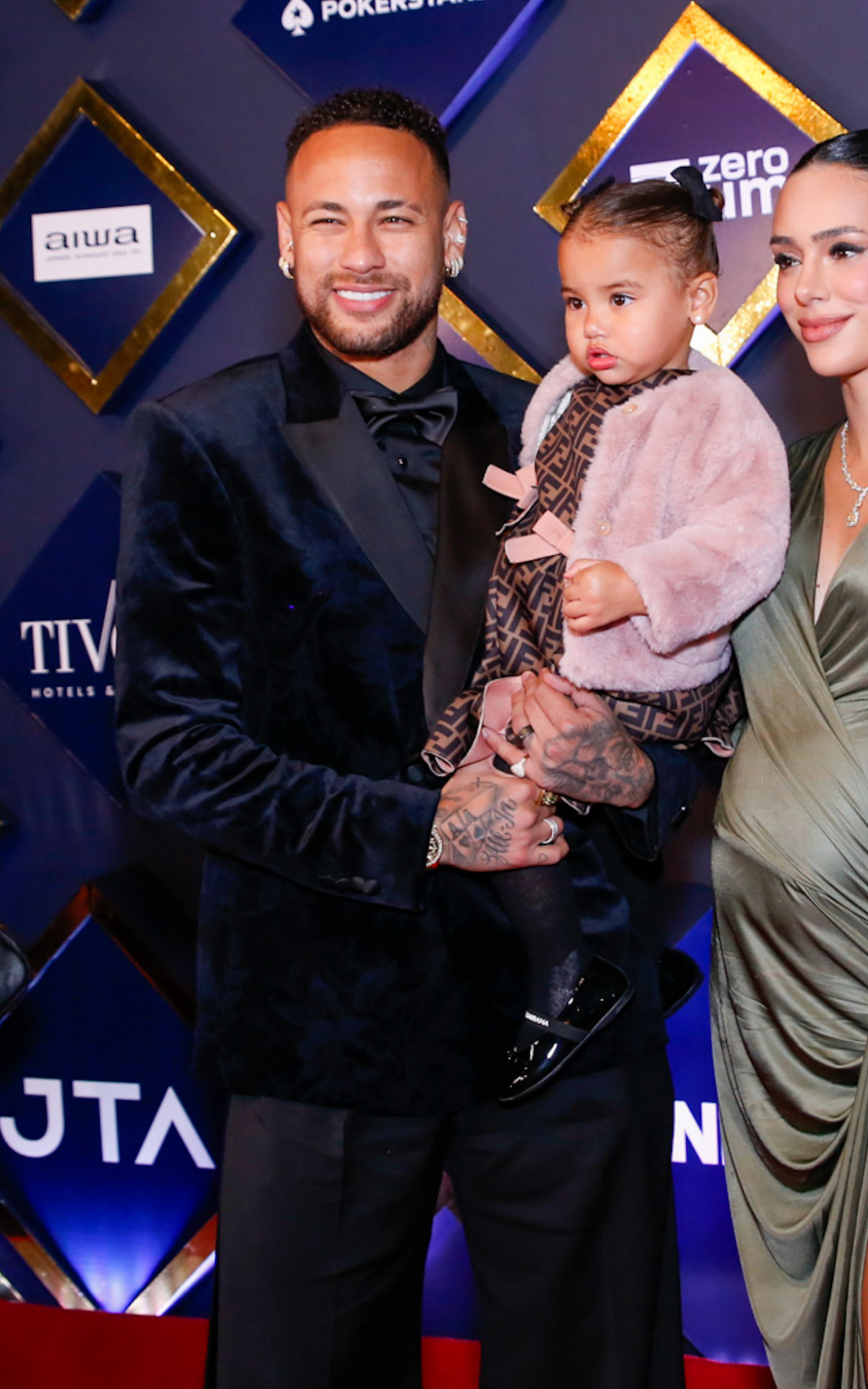 Neymar, Bruna Biancardi e a filha Mavie 