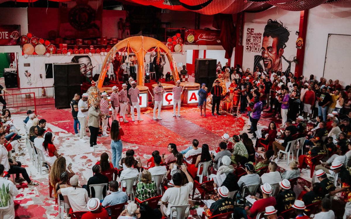 Evento aconteceu na quadra da Estácio, escola onde Ciça começou
