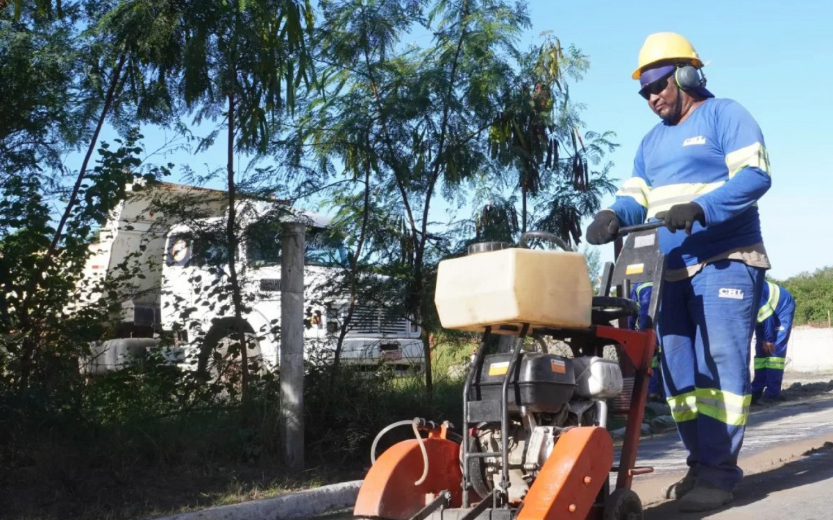 Obras da nova rede separativa de esgoto