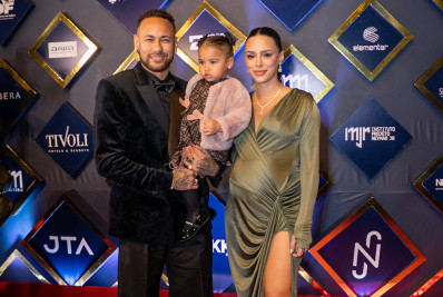 Famosos prestigiam o leilão beneficente de Neymar em São Paulo