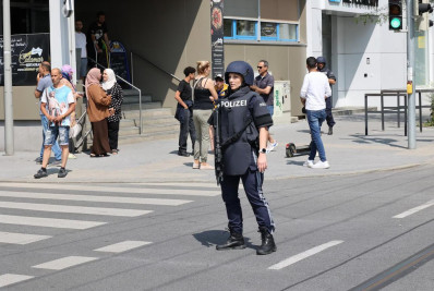 Ataque a tiros em escola deixa pelo menos dez mortos na Áustria