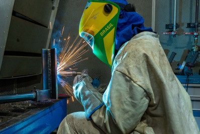 Firjan SENAI oferece 360 vagas gratuitas em cursos técnicos em Niterói e São Gonçalo