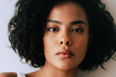 Bella Campos revela medo de expressar opiniões: 'Me sinto travada'