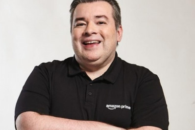 Ele fez de novo! Romulo Mendonça cita apelido obsceno ao narrar gol de atacante do Flamengo