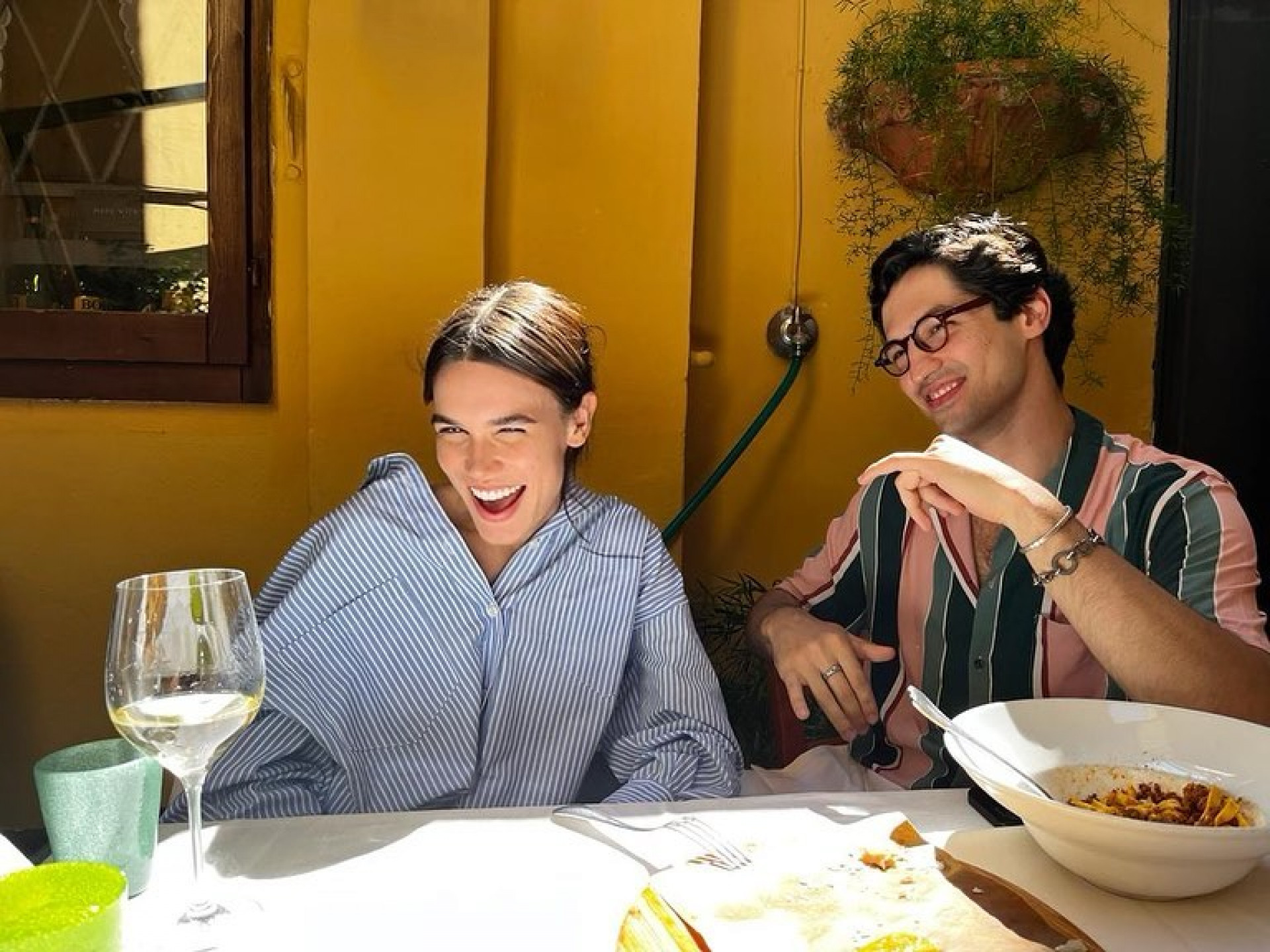 Carla Salle e Gabriel Leone - Reprodução / Instagram