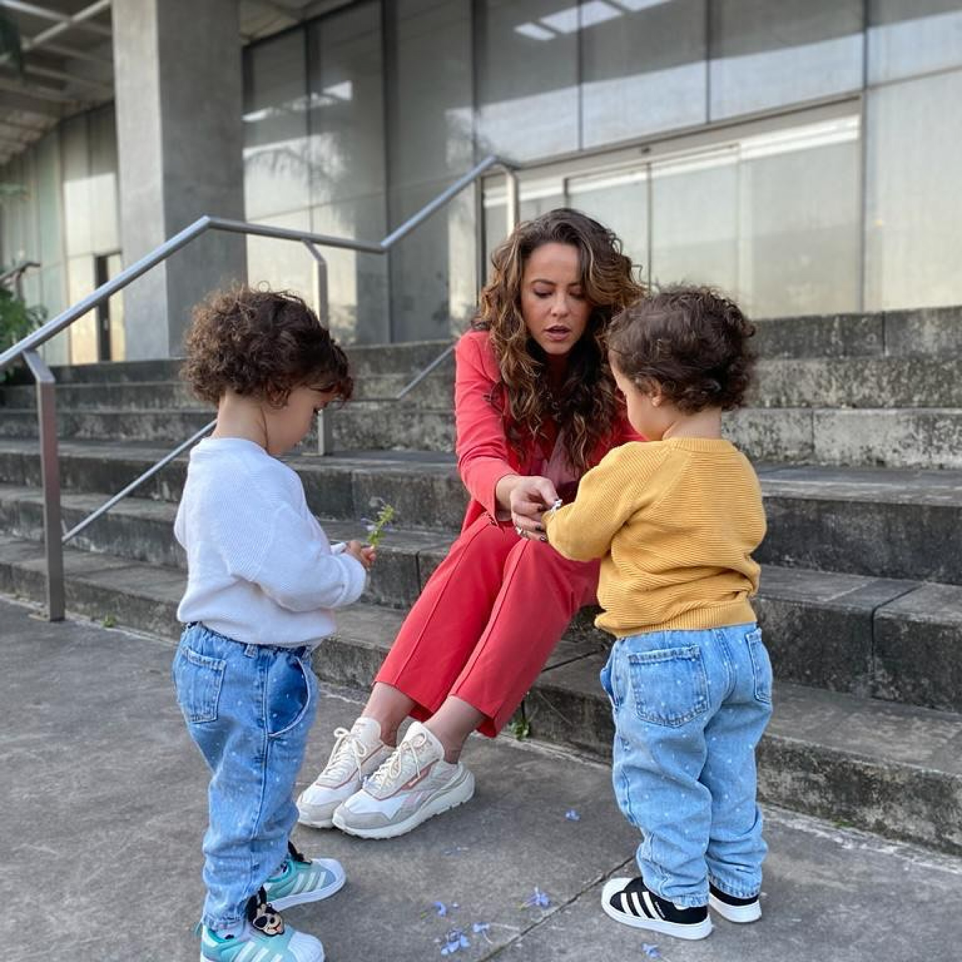 Paolla Oliveira e as filhas gêmeas de Nanda Costa  - Reprodução / Instagram 