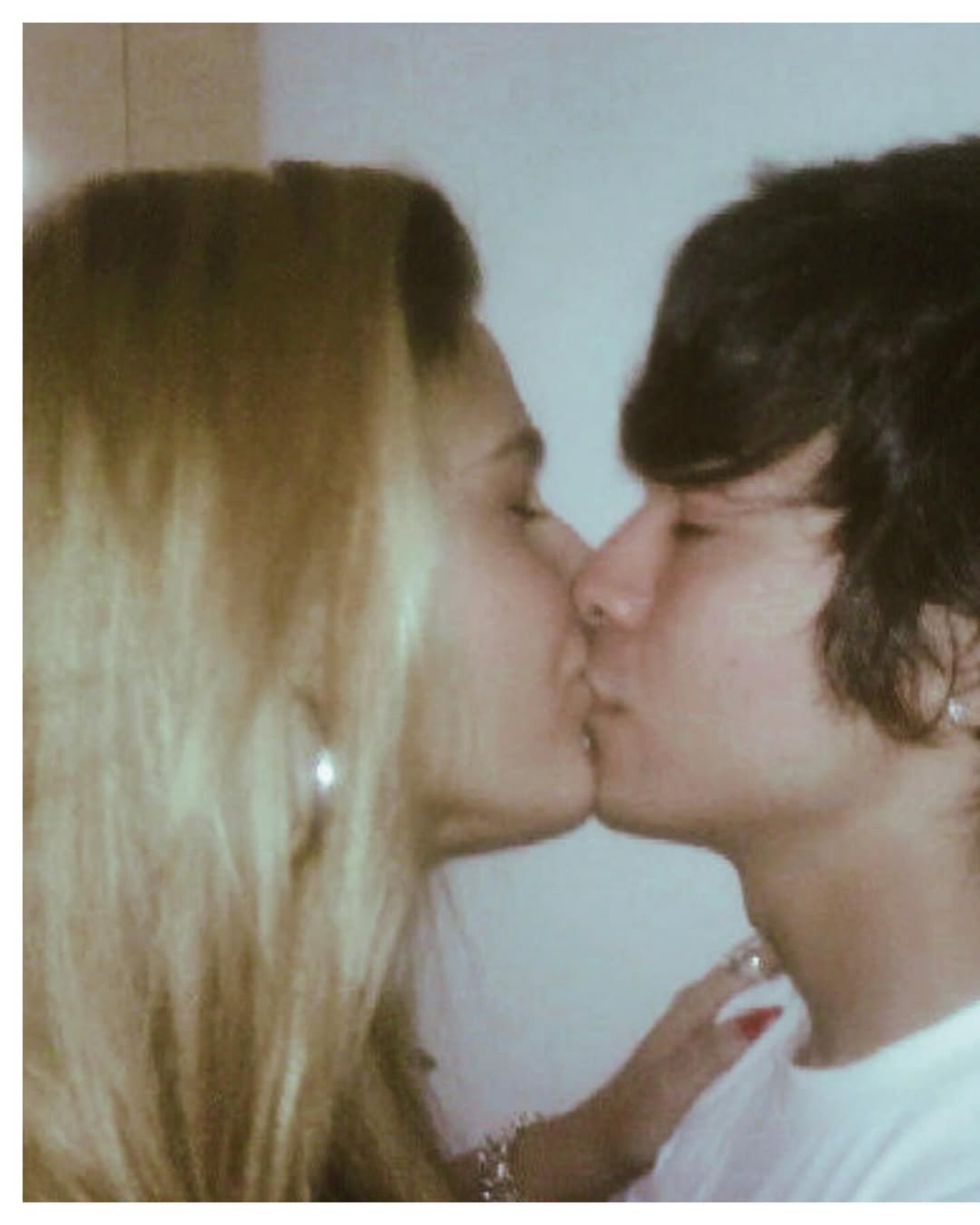 Yudi Tamashiro resgatou fotos do começo da relação com Mila Braga  - Reprodução/Instagram 