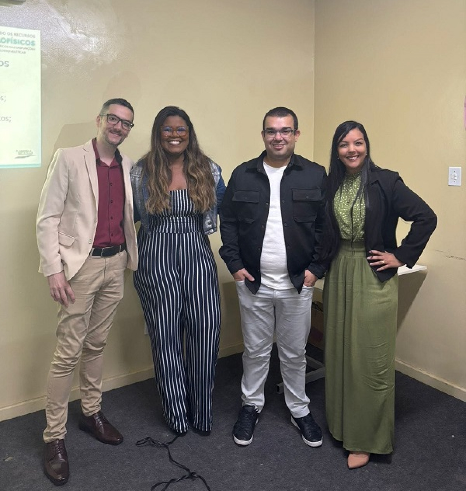 O evento foi aberto a servidores de Japeri e tamb&eacute;m a profissionais de cidades vizinhas como Paracambi, Queimados, Nova Igua&ccedil;u e Rio de Janeiro - Divulga&ccedil;&atilde;o / PMJ