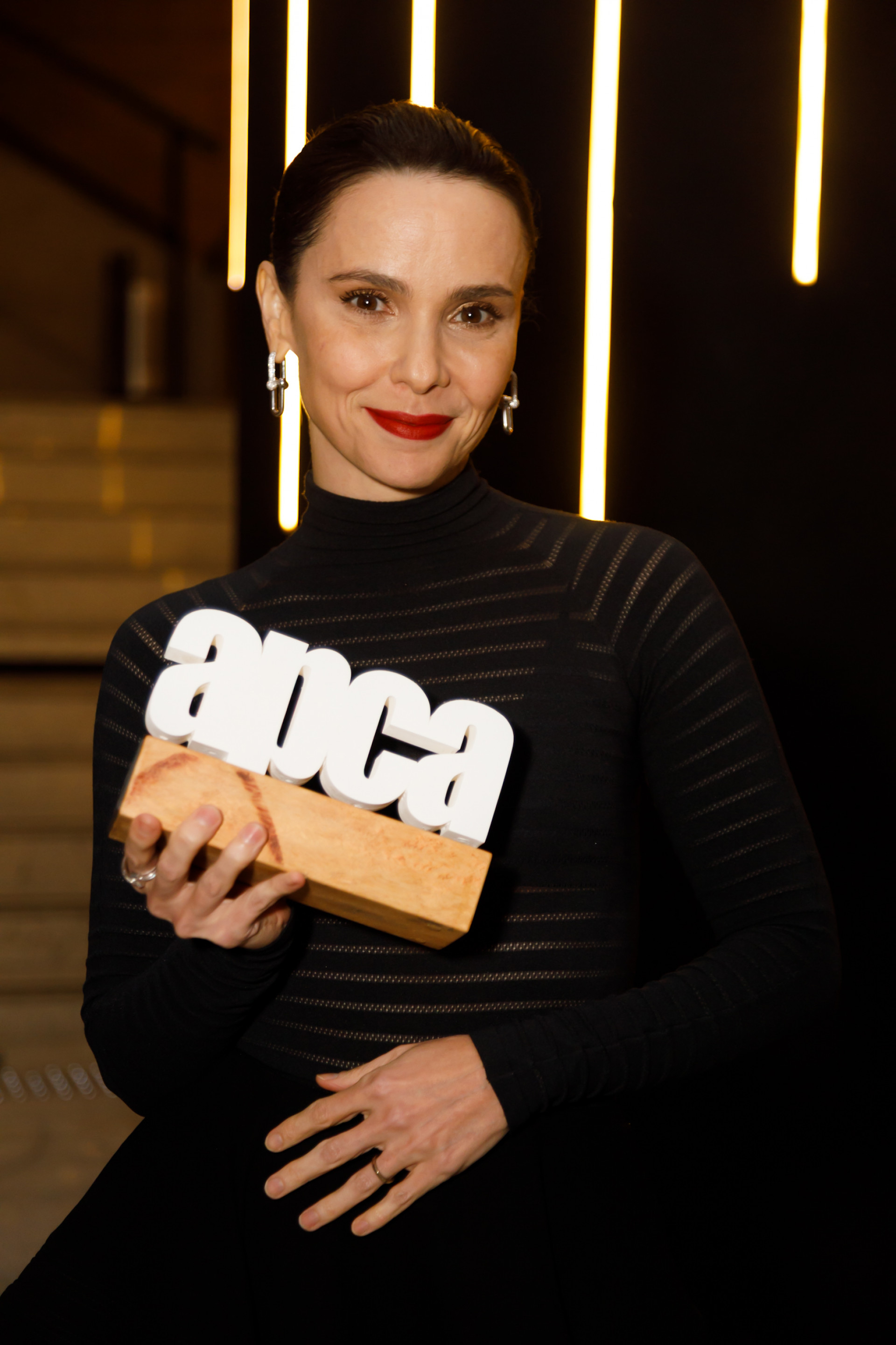 De?bora Falabella
 - Patrícia Devoraes / Brazil News