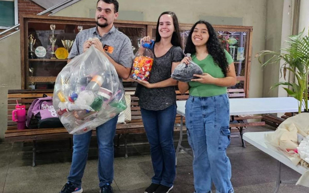A programação ainda continuou com jogos interativos ligados à temática da reciclagem, cujos vencedores também foram premiados