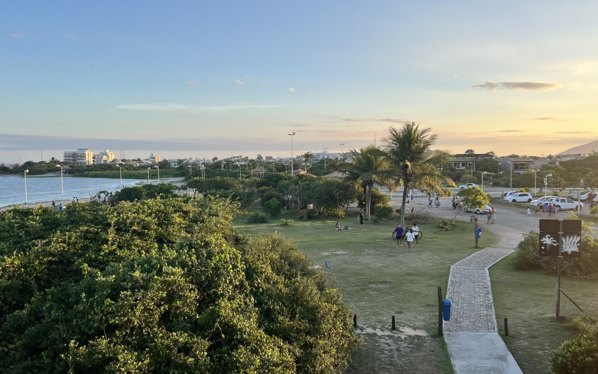 No dia 20 de junho, realiza mais uma edição de suas jam sessions no quiosque ao lado do palco da Lagoa do Iriry