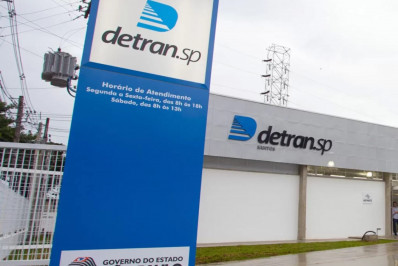 Detran de SP afasta 142 despachantes por suspeita de fraudes em transferência de veículos