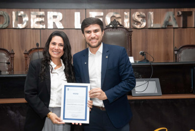 Reconhecida internacionalmente, a coreógrafa iguaçuana Andrea Victorino é homenageada pela Câmara de Nova Iguaçu