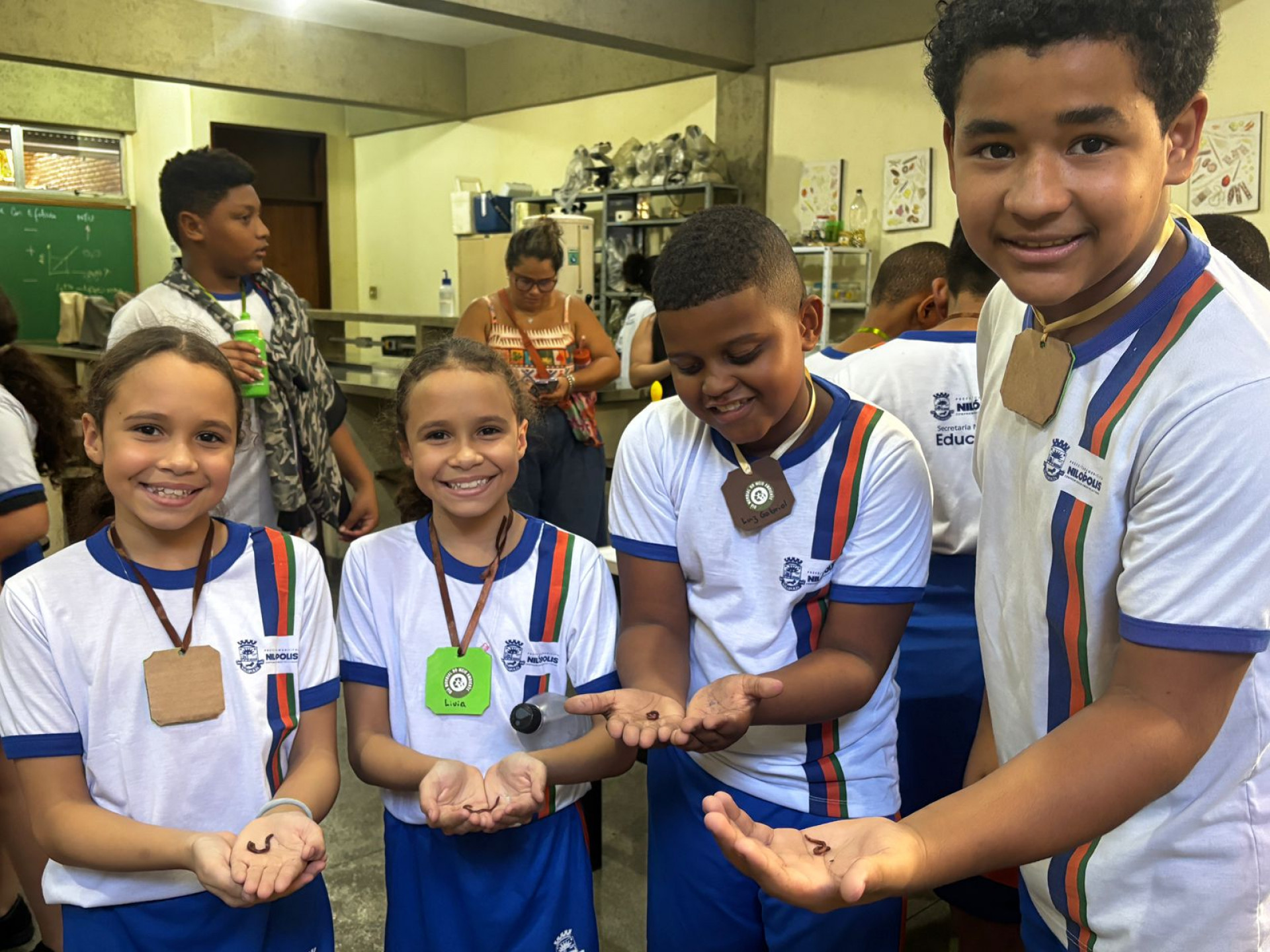 Evento recebeu alunos do Centro Integrado de Educa&ccedil;&atilde;o P&uacute;blica (CIEP) 136 (Nil&oacute;polis) e a Escola Municipal Machado de Assis (Mesquita), para uma visita guiada - Divulga&ccedil;&atilde;o / IFRJ Nil&oacute;polis