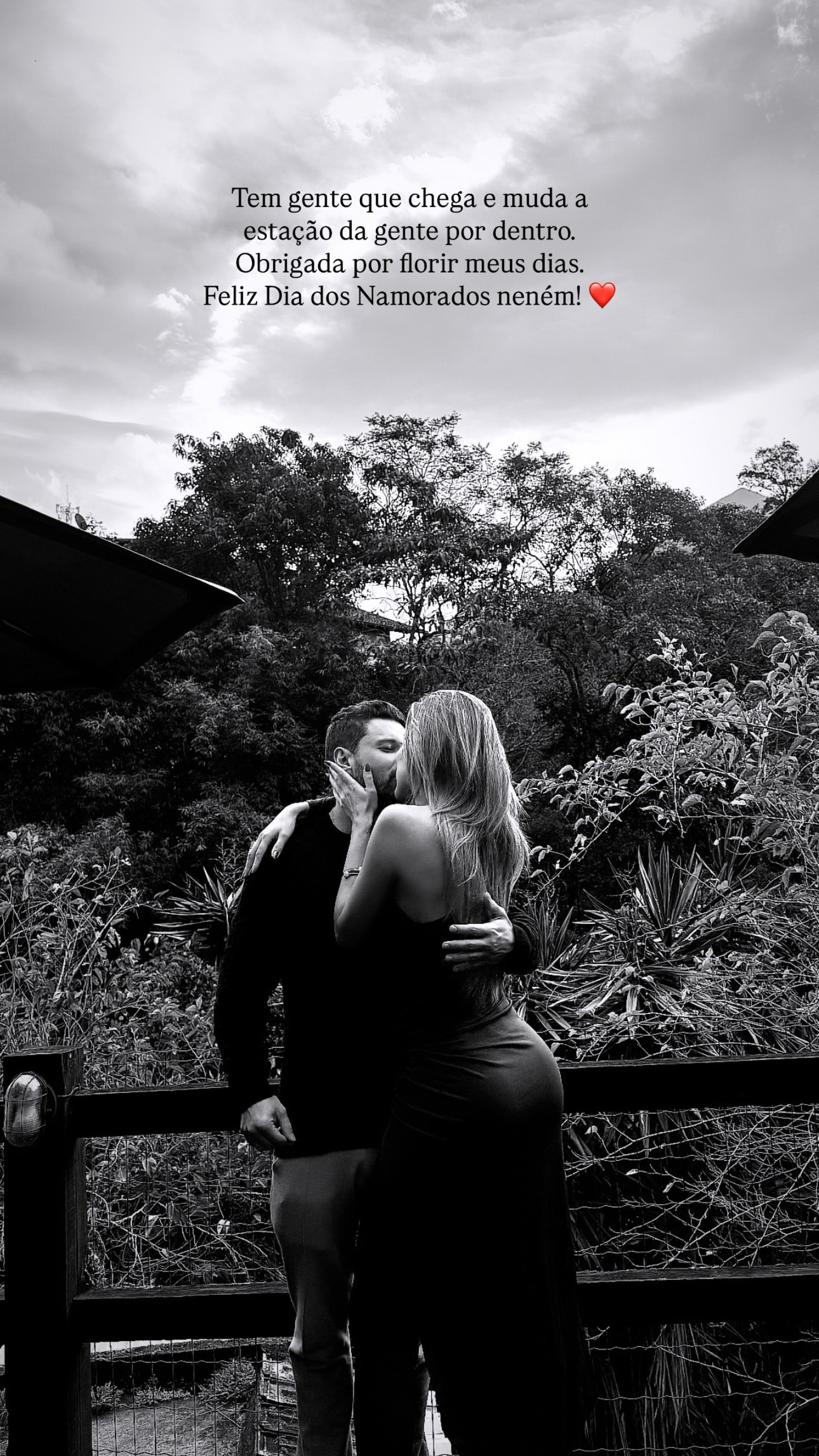 Erika Schneider assume namoro
 - Reprodução / Instagram