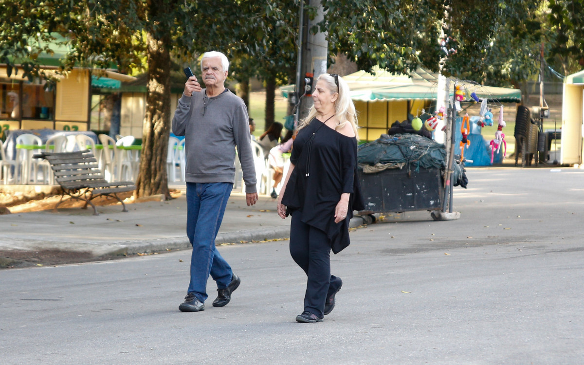 Frio na Quinta da Boa da Vista, nesta sexta-feira (13)