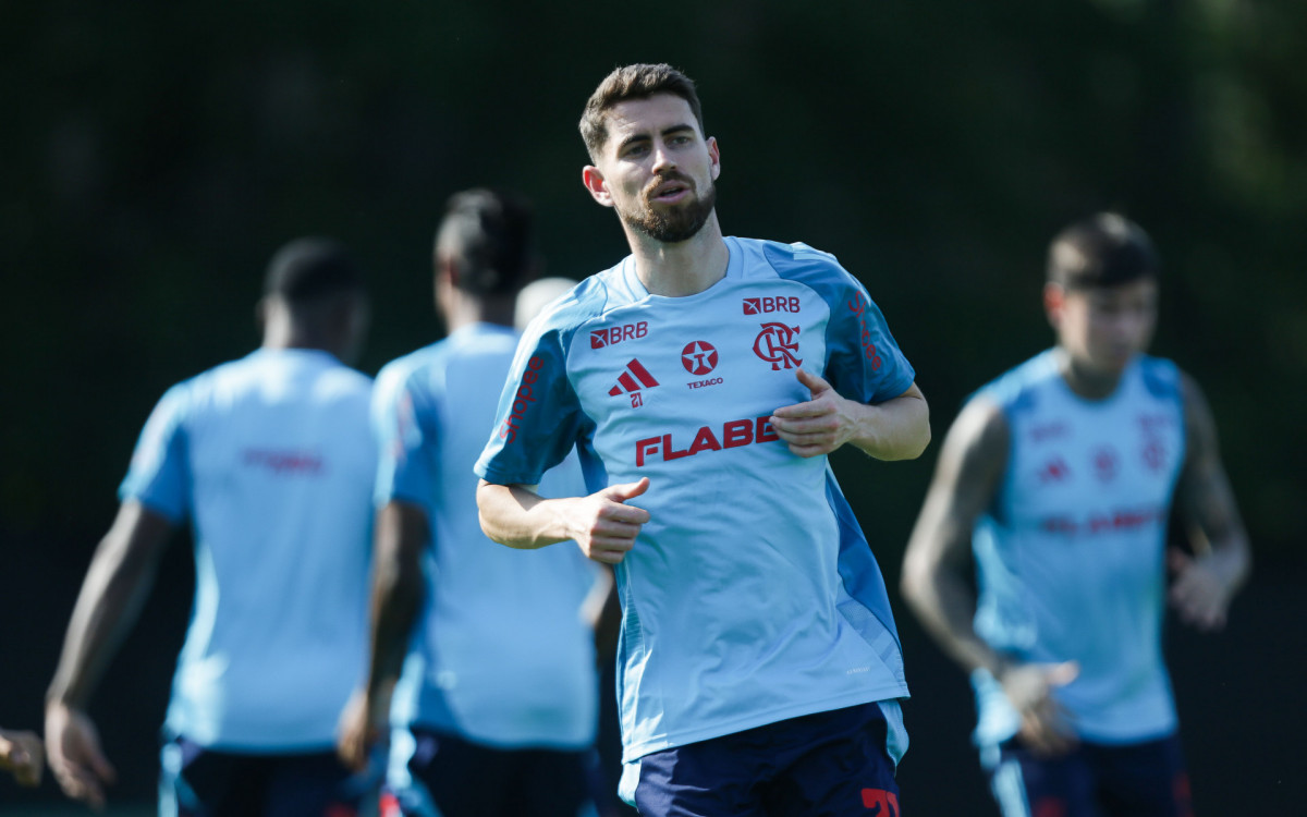 Jorginho fez sua estreia pelo Flamengo na vitória sobre o Espérance