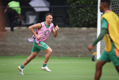 Renê admite favoritismo do Borussia, mas acredita que Fluminense pode surpreender no Mundial