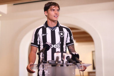 Joaquín Correa revela conversas com Luis Henrique e exalta união do Botafogo