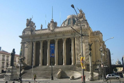 Nova lei proíbe condenados por violência contra idosos de ocupar cargos públicos no Rio