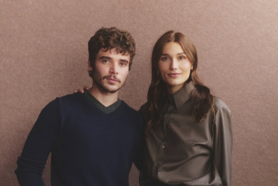 João Lucas responde crítica ao desfile de Sasha Meneghel