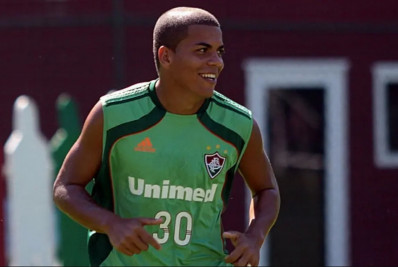 Ex-lateral de Botafogo e Fluminense é preso por não pagar pensão alimentícia