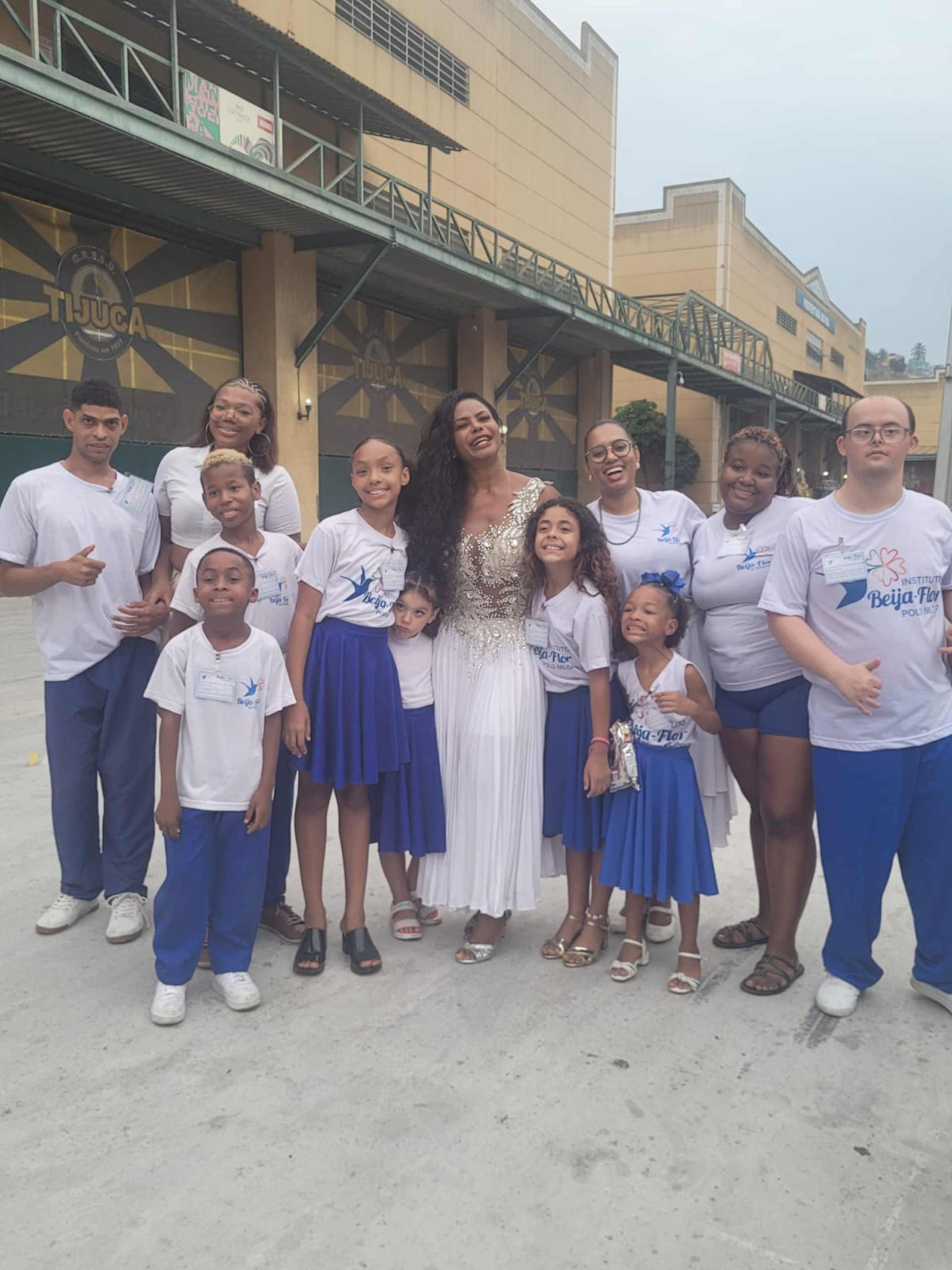 Selminha Sorriso, que já atua em projetos sociais, foi escolhida presidente da nova escola mirim - Divulgação