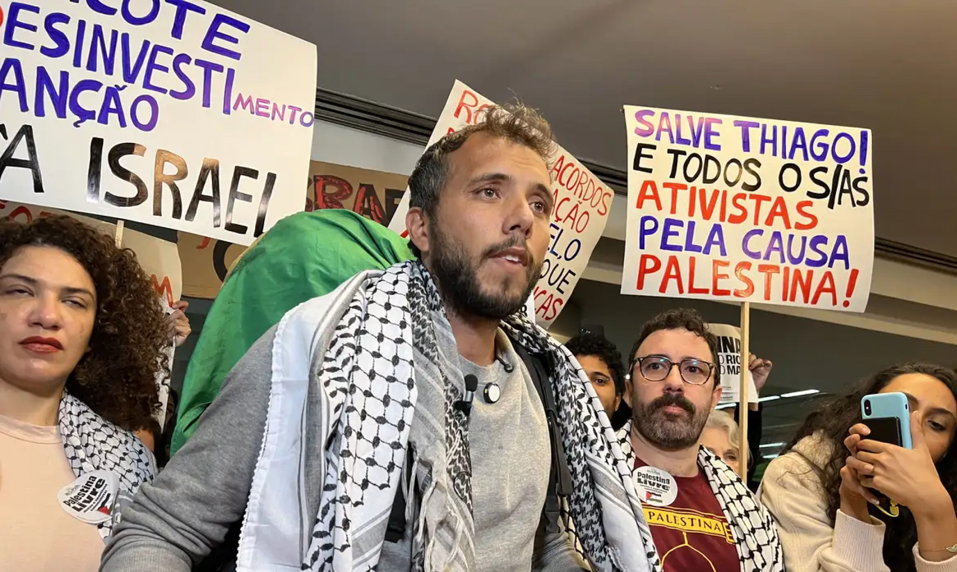 Ativista brasileiro está em Israel para ser interrogado